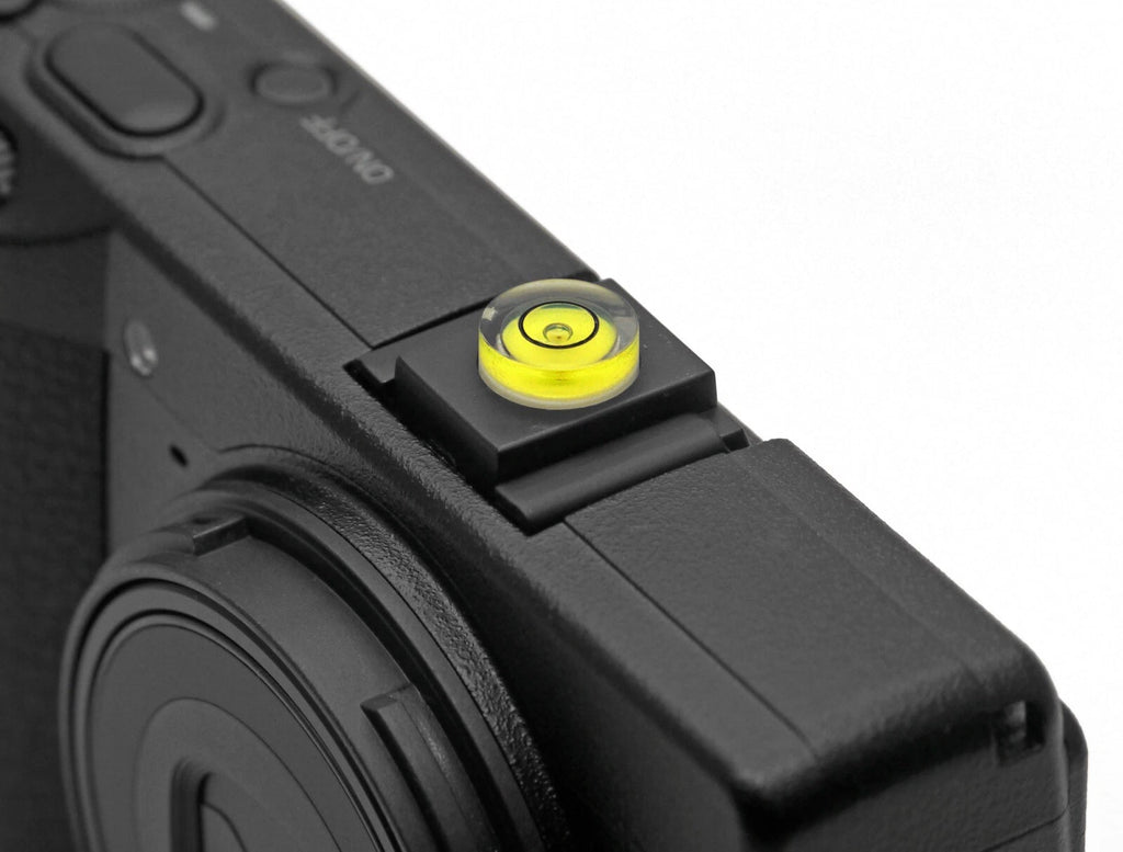 LIVELLA SLITTA FLASH UNIVERSALE PER FOTOCAMERA CANON, FUJIFILM, LEICA, NIKON, OLYMPUS, PANASONIC, PENATAX, SIGMA, SAMSUNG